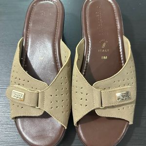 Italy Conform shoemakers beige